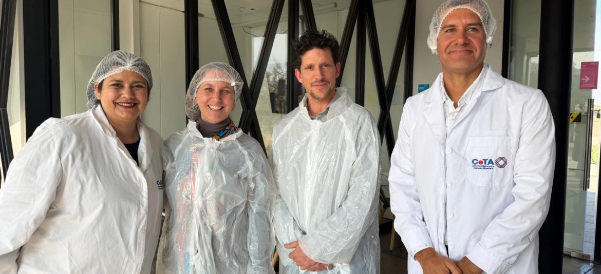 IDEMAX visita CeTA Carén para explorar oportunidades de innovación y desarrollo en la industria alimentaria.